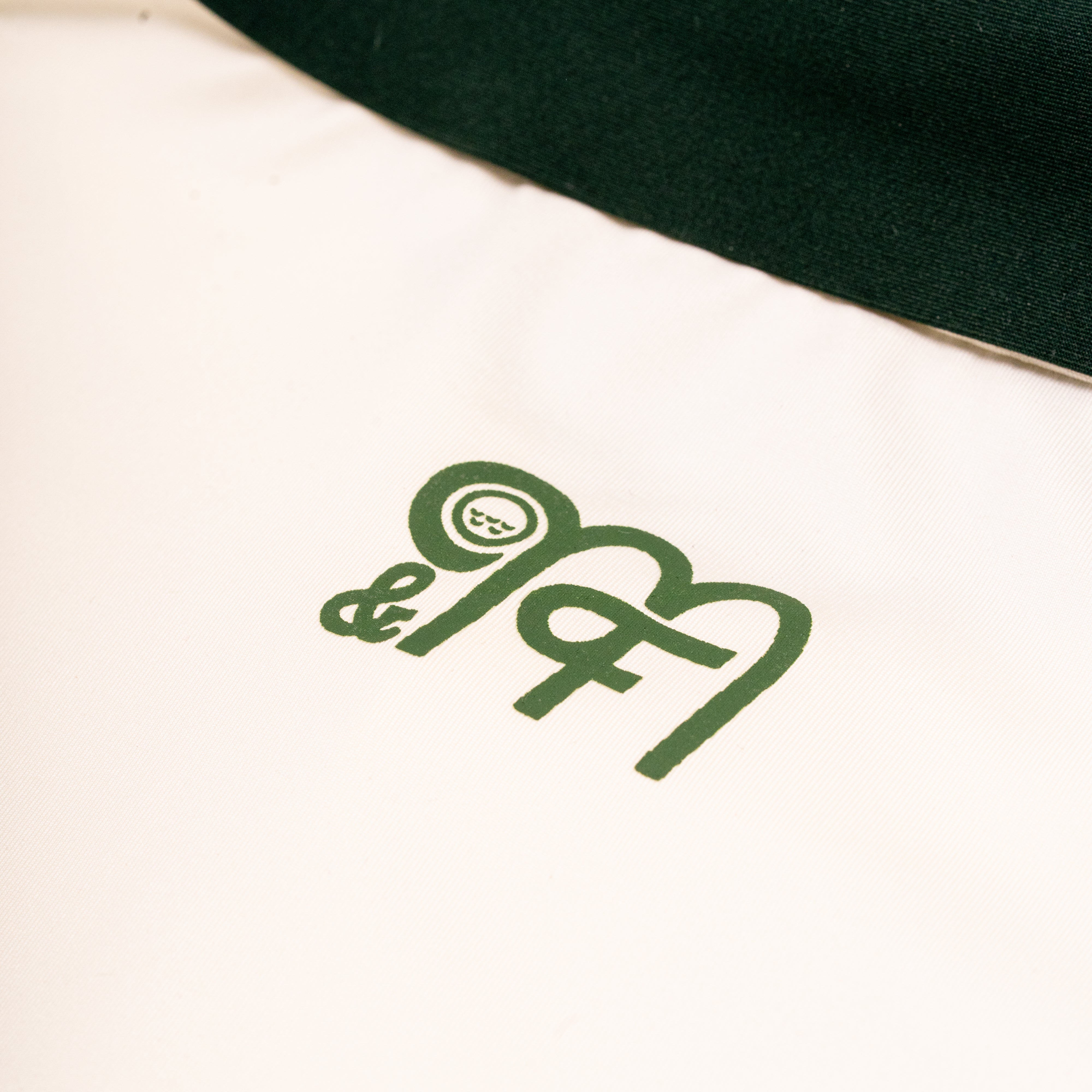 Golf Performance Polo - Cream & Dark Green